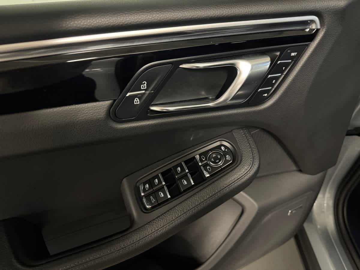 used 2020 Porsche Macan car, priced at $30,998