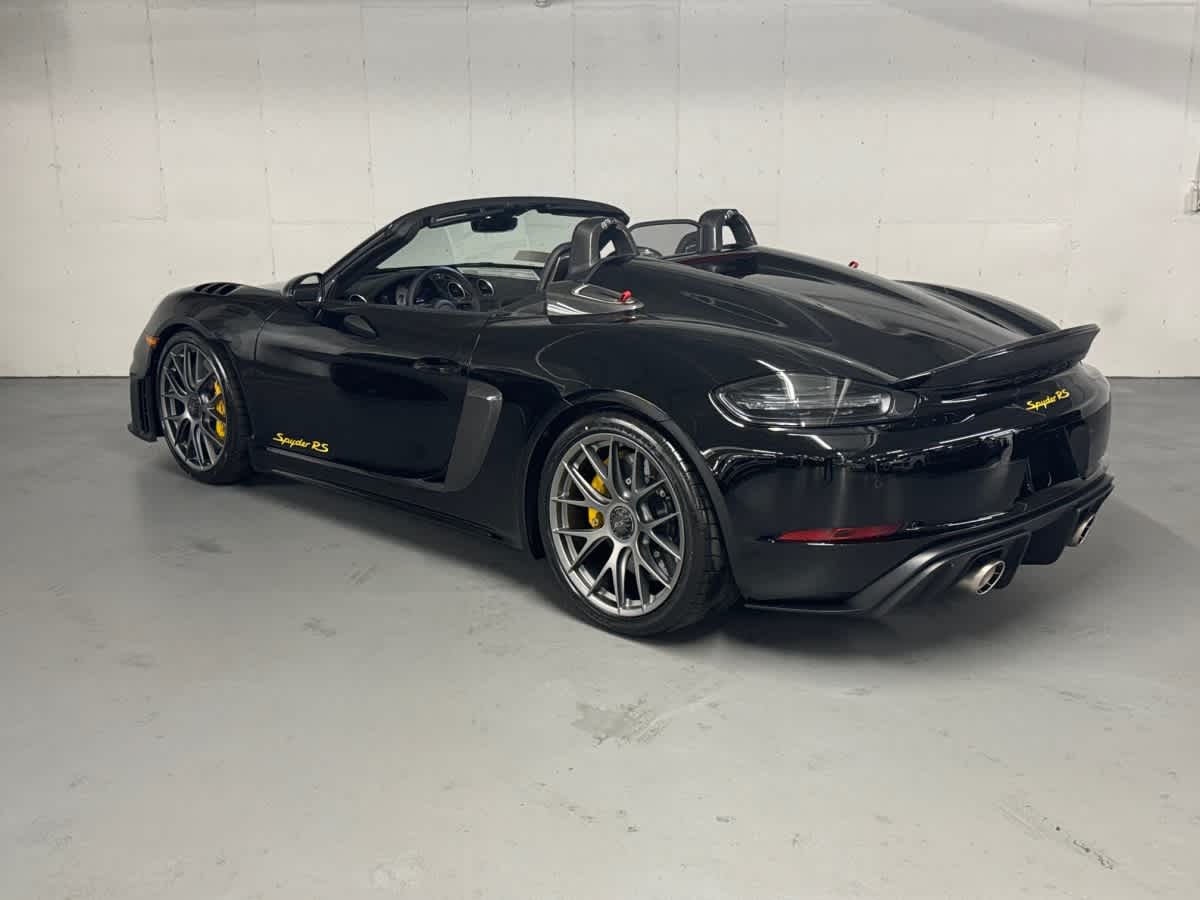 new 2025 Porsche 718 Spyder car