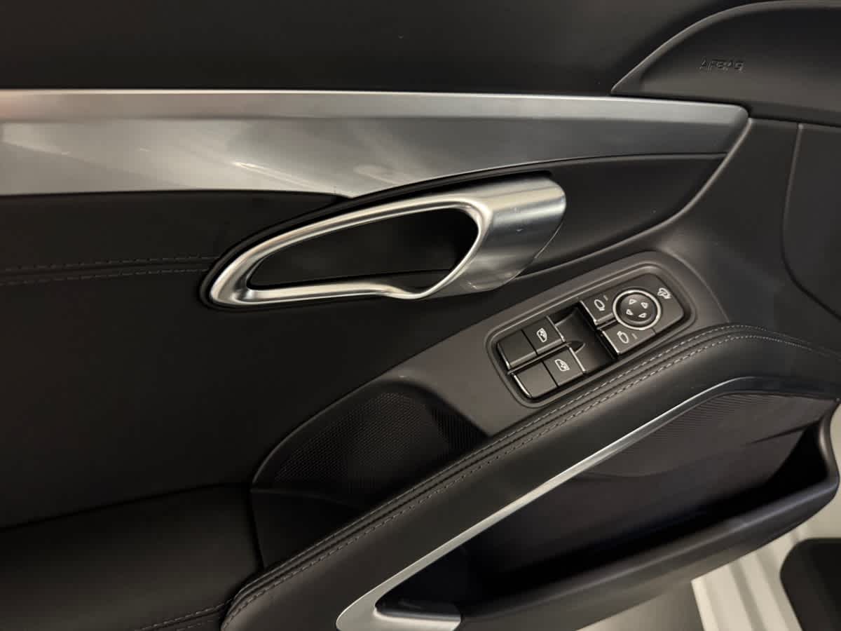new 2024 Porsche 718 Boxster car