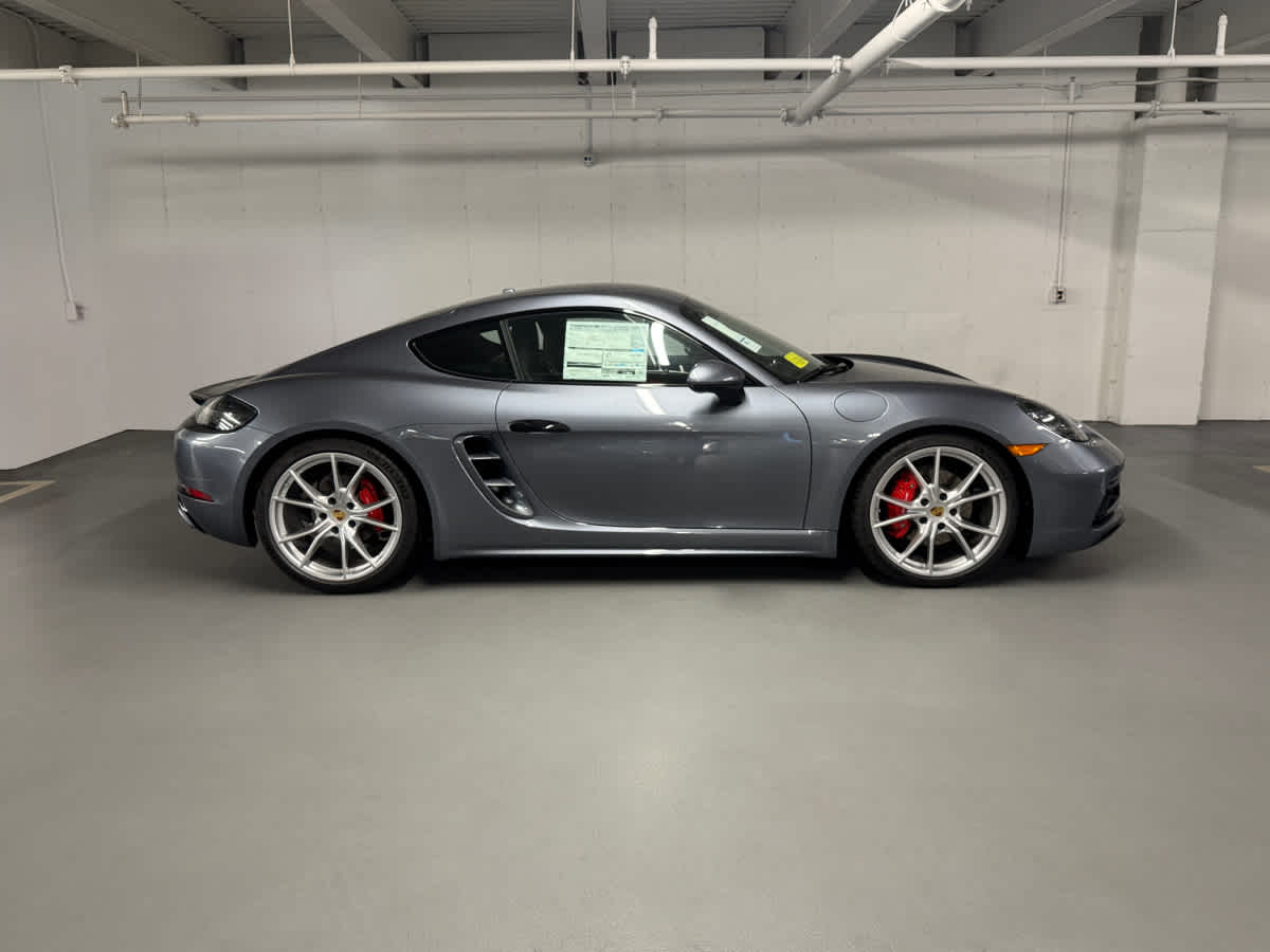 new 2025 Porsche 718 Cayman car