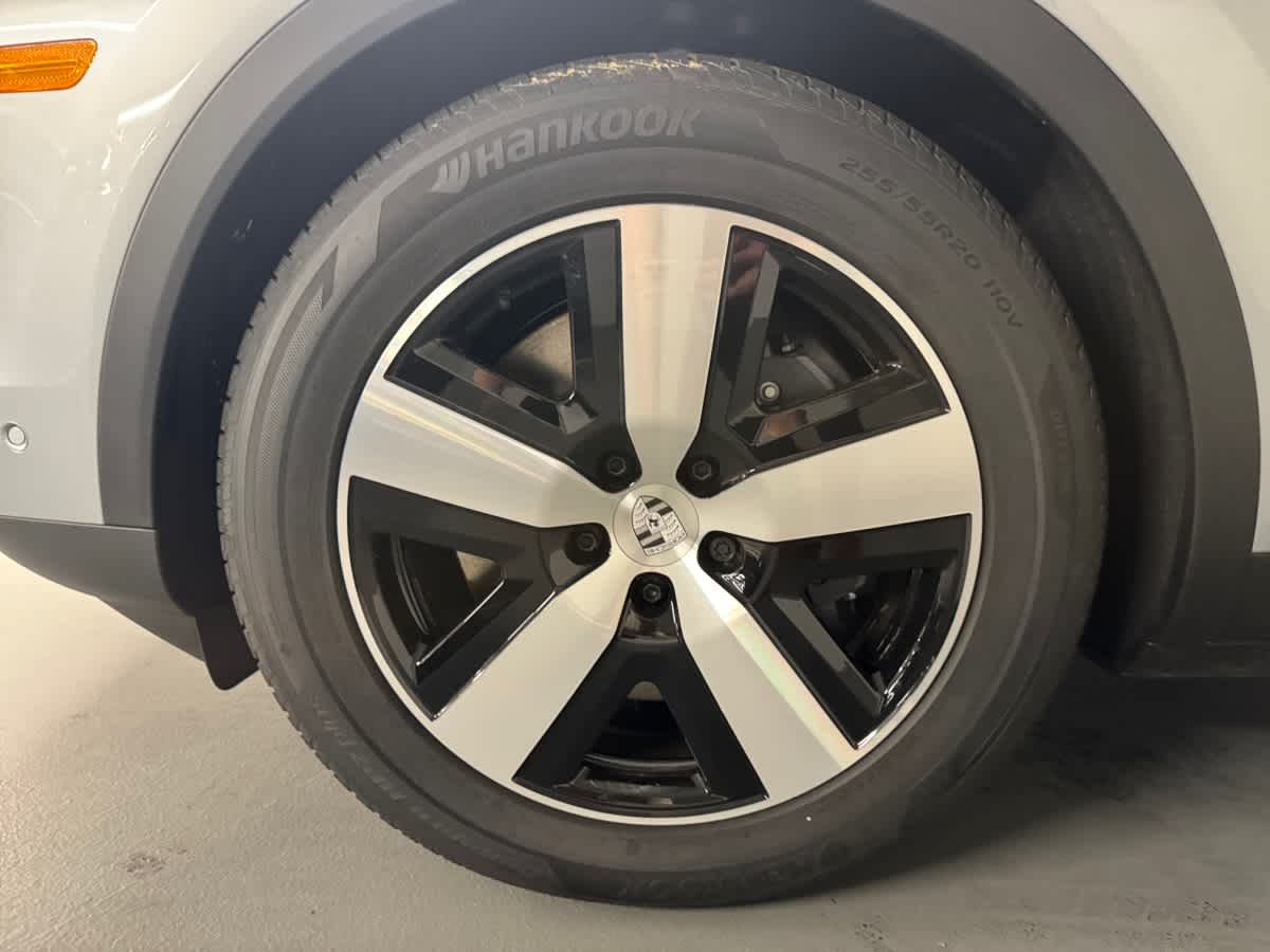 new 2025 Porsche Cayenne car