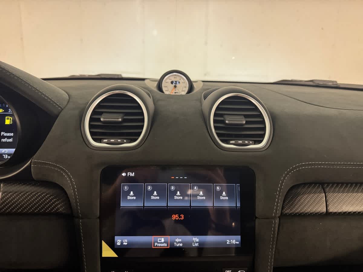 new 2025 Porsche 718 Cayman car