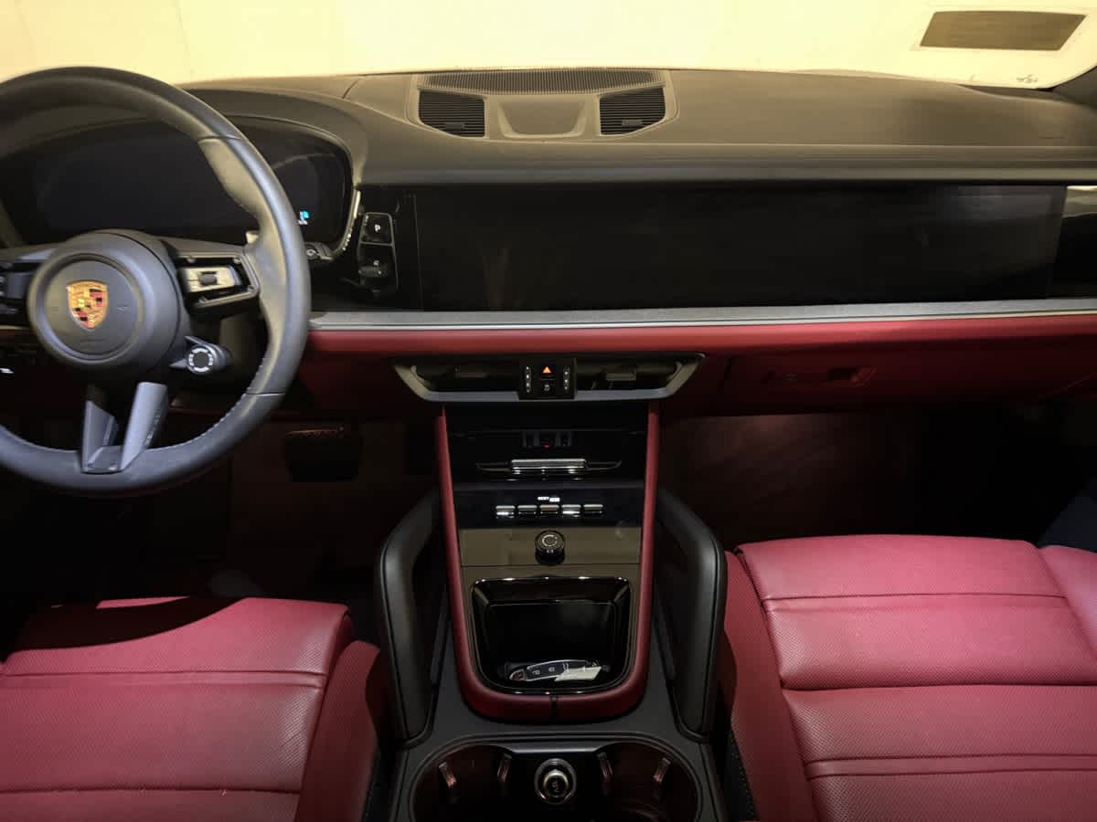 new 2025 Porsche Cayenne car