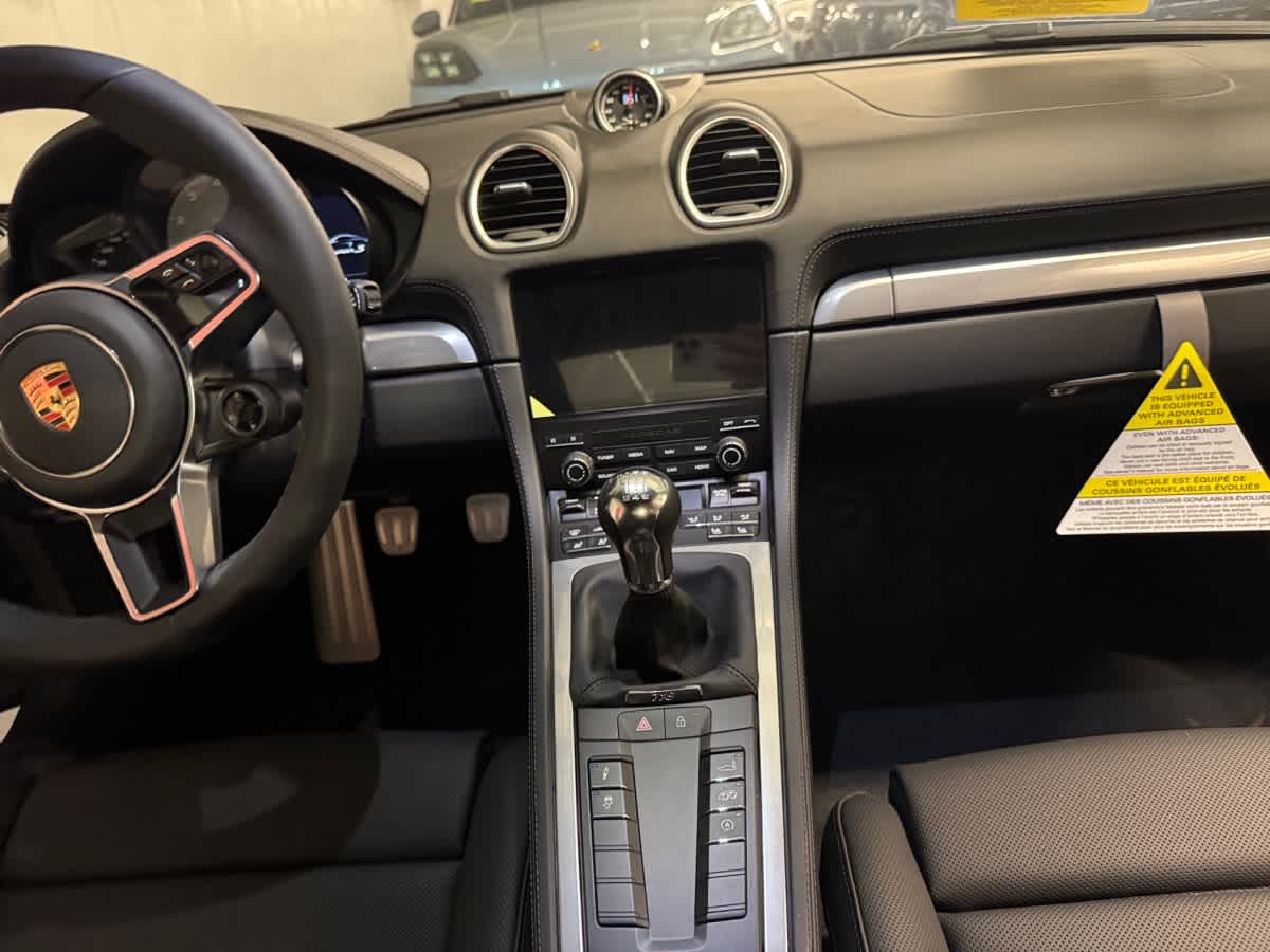 new 2025 Porsche 718 Cayman car