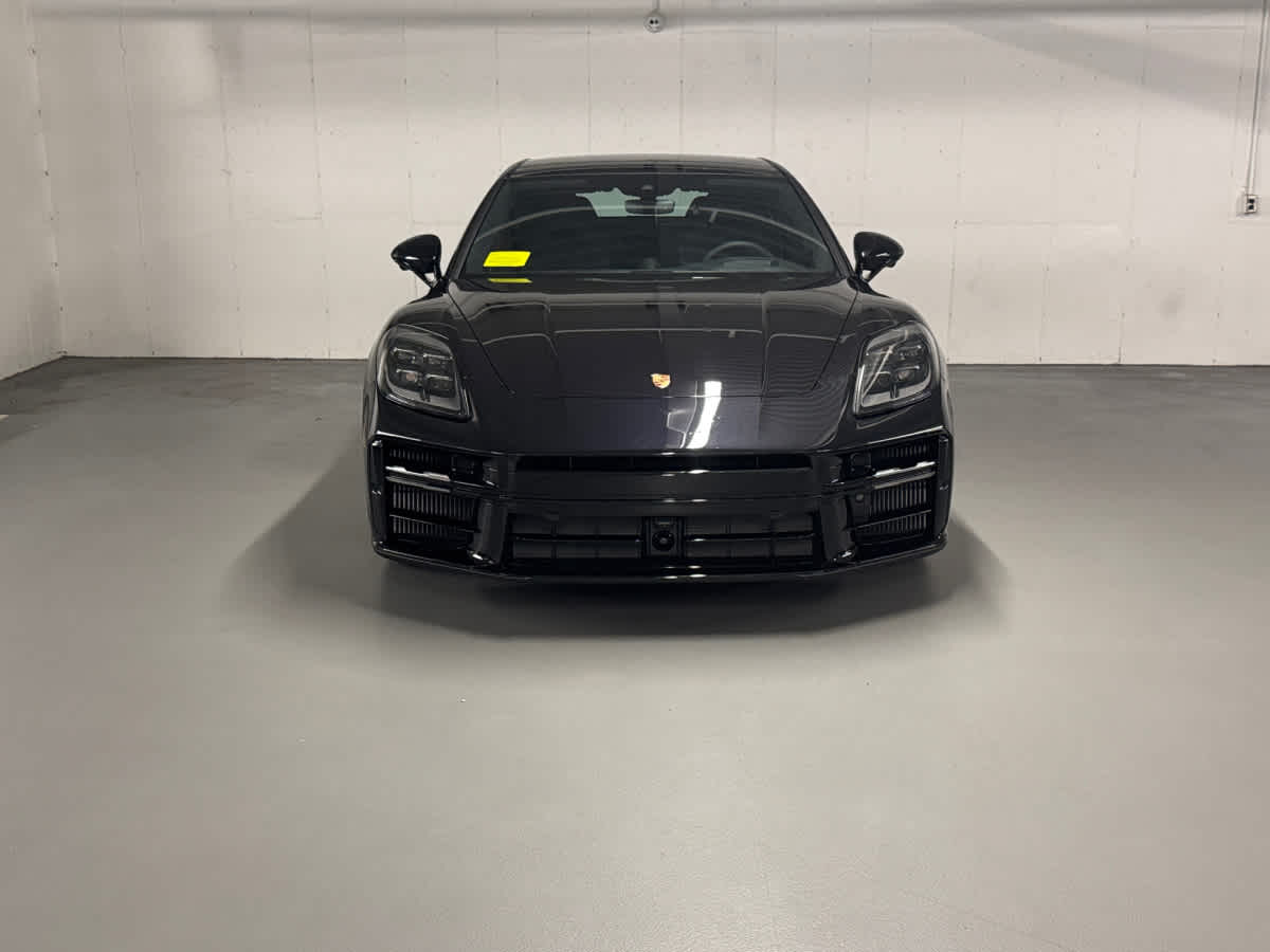 new 2025 Porsche Panamera car
