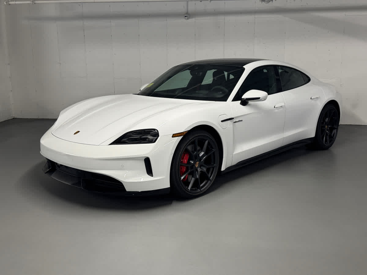 new 2025 Porsche Taycan car