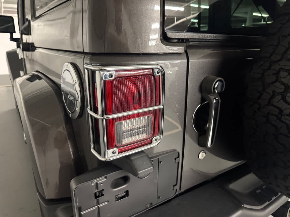 used 2014 Jeep Wrangler Unlimited car, priced at $20,497