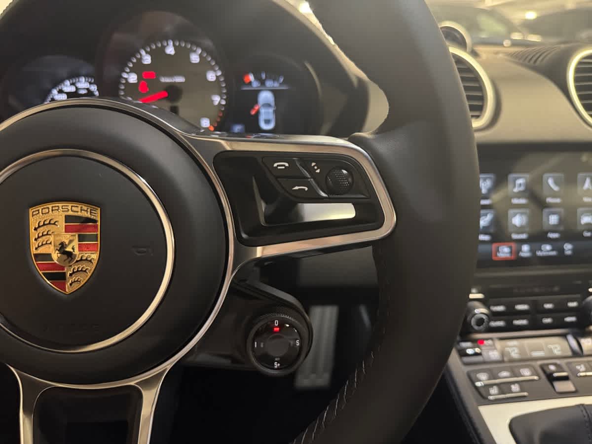 new 2025 Porsche 718 Cayman car