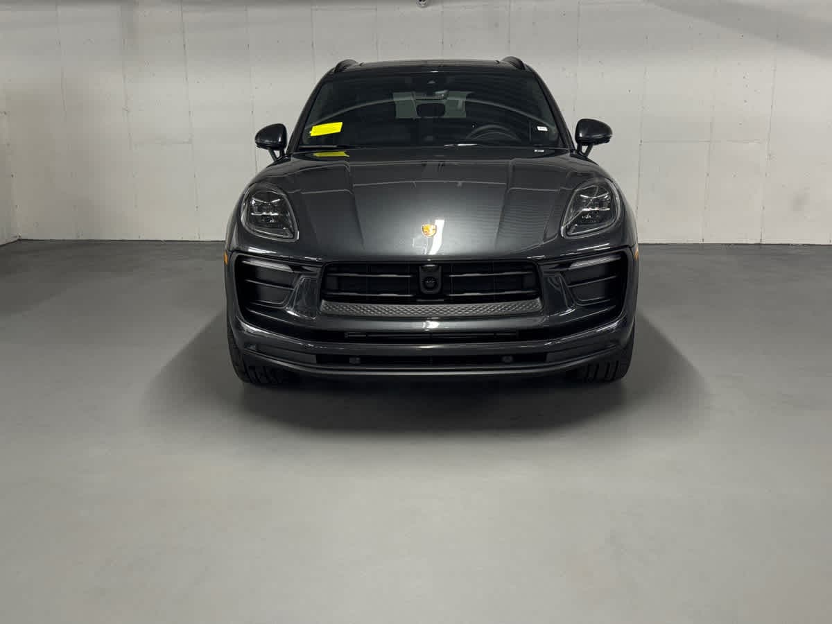 new 2025 Porsche Macan car