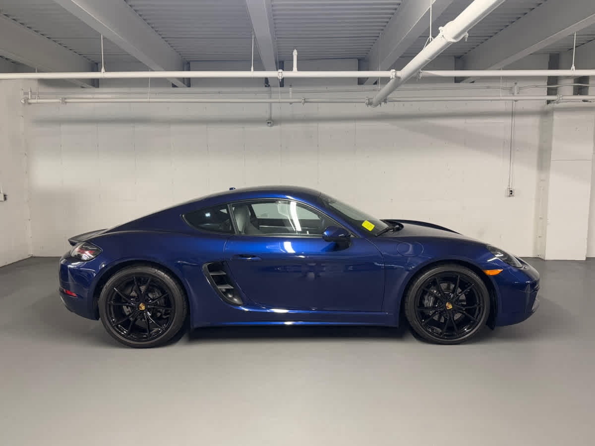 new 2025 Porsche 718 Cayman car