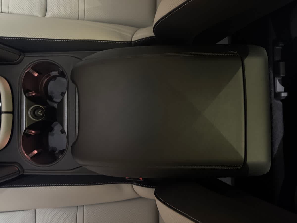 new 2025 Porsche Cayenne car