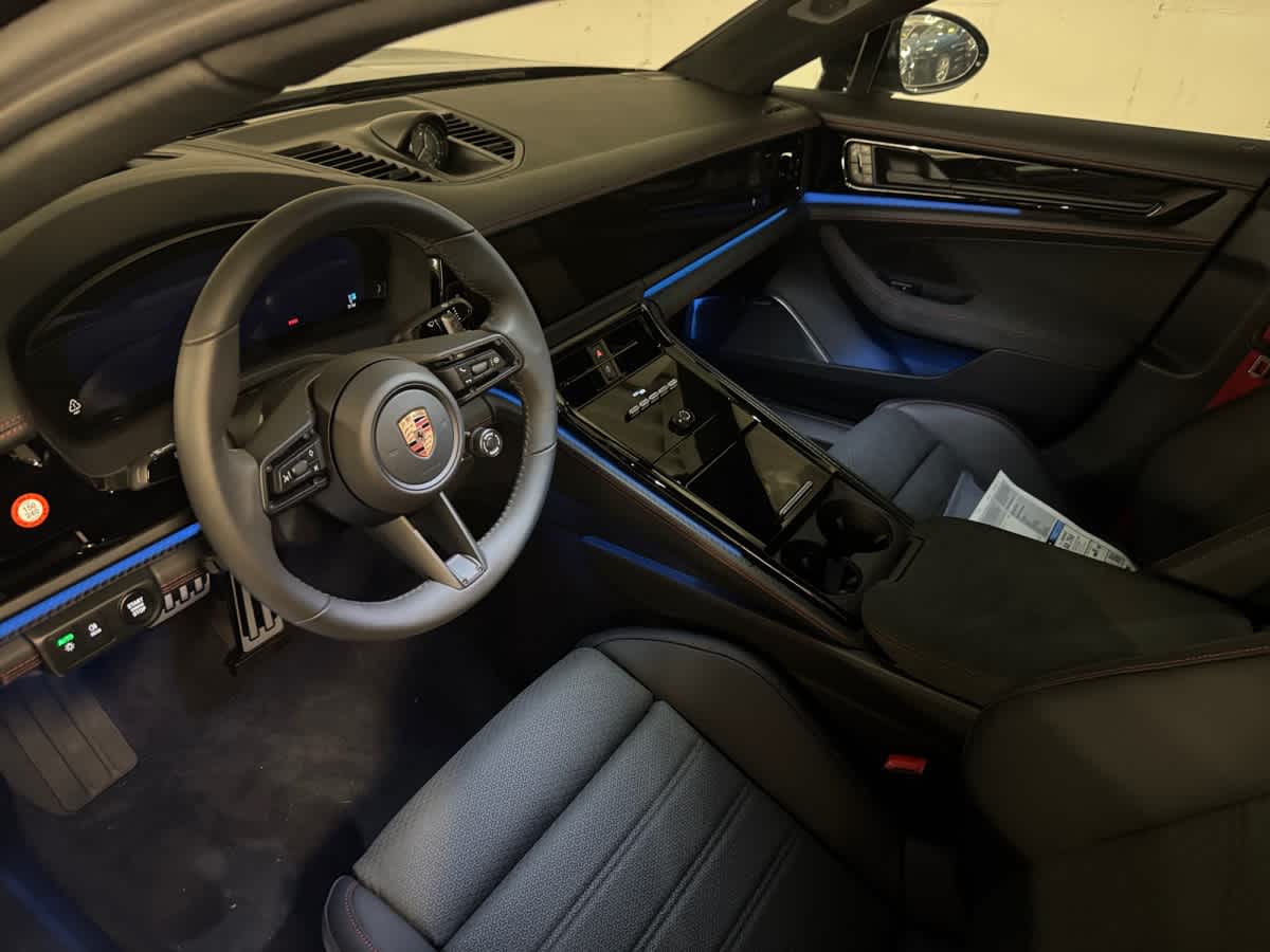 new 2026 Porsche Panamera car
