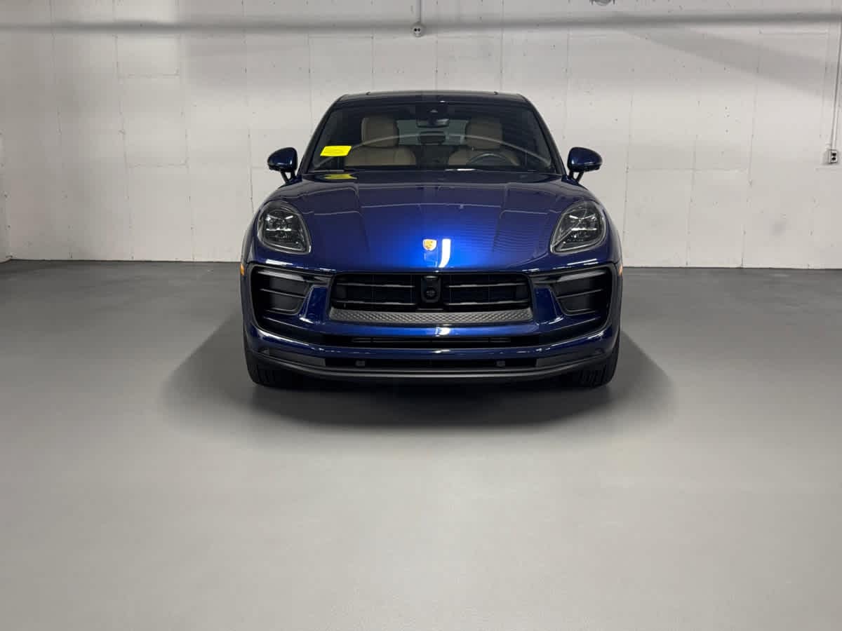 new 2025 Porsche Macan car