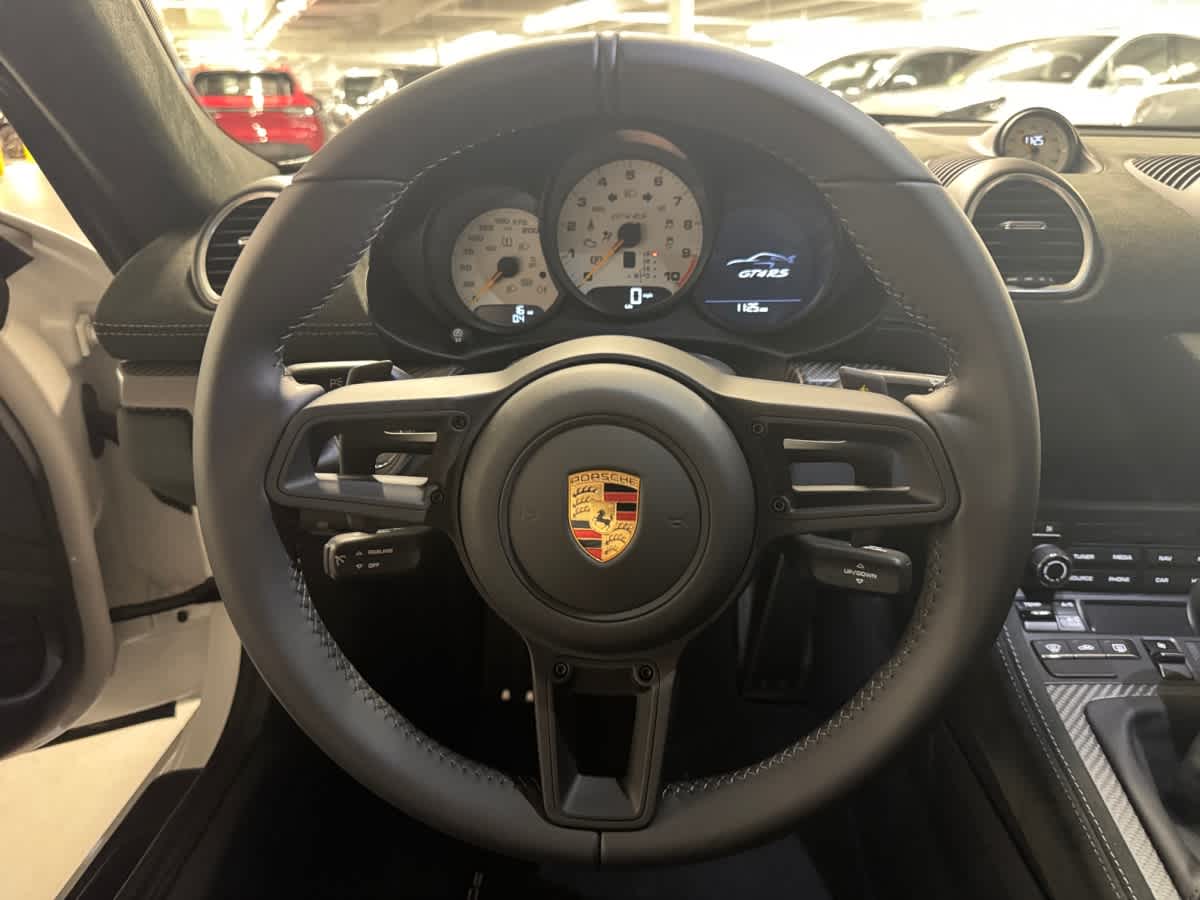 new 2025 Porsche 718 Cayman car