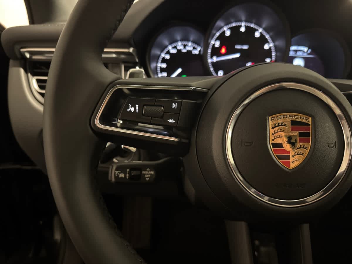 new 2025 Porsche Macan car