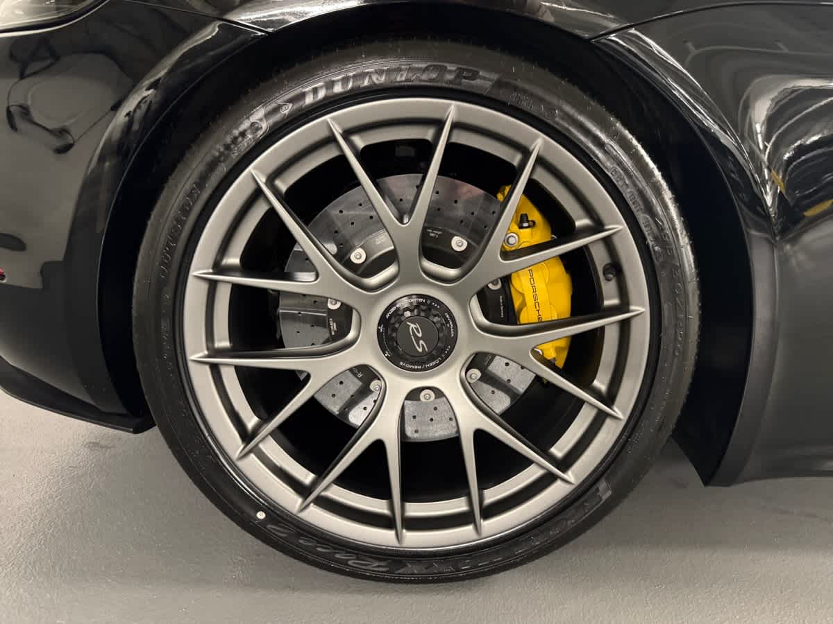 new 2025 Porsche 718 Spyder car