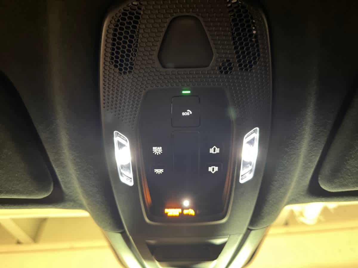 new 2025 Porsche Cayenne car