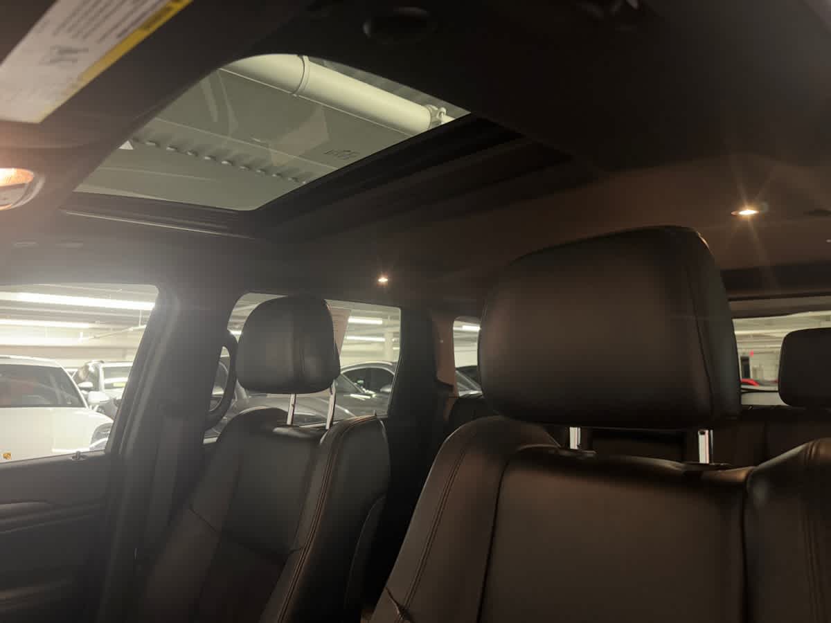 used 2019 Jeep Grand Cherokee car, priced at $27,998