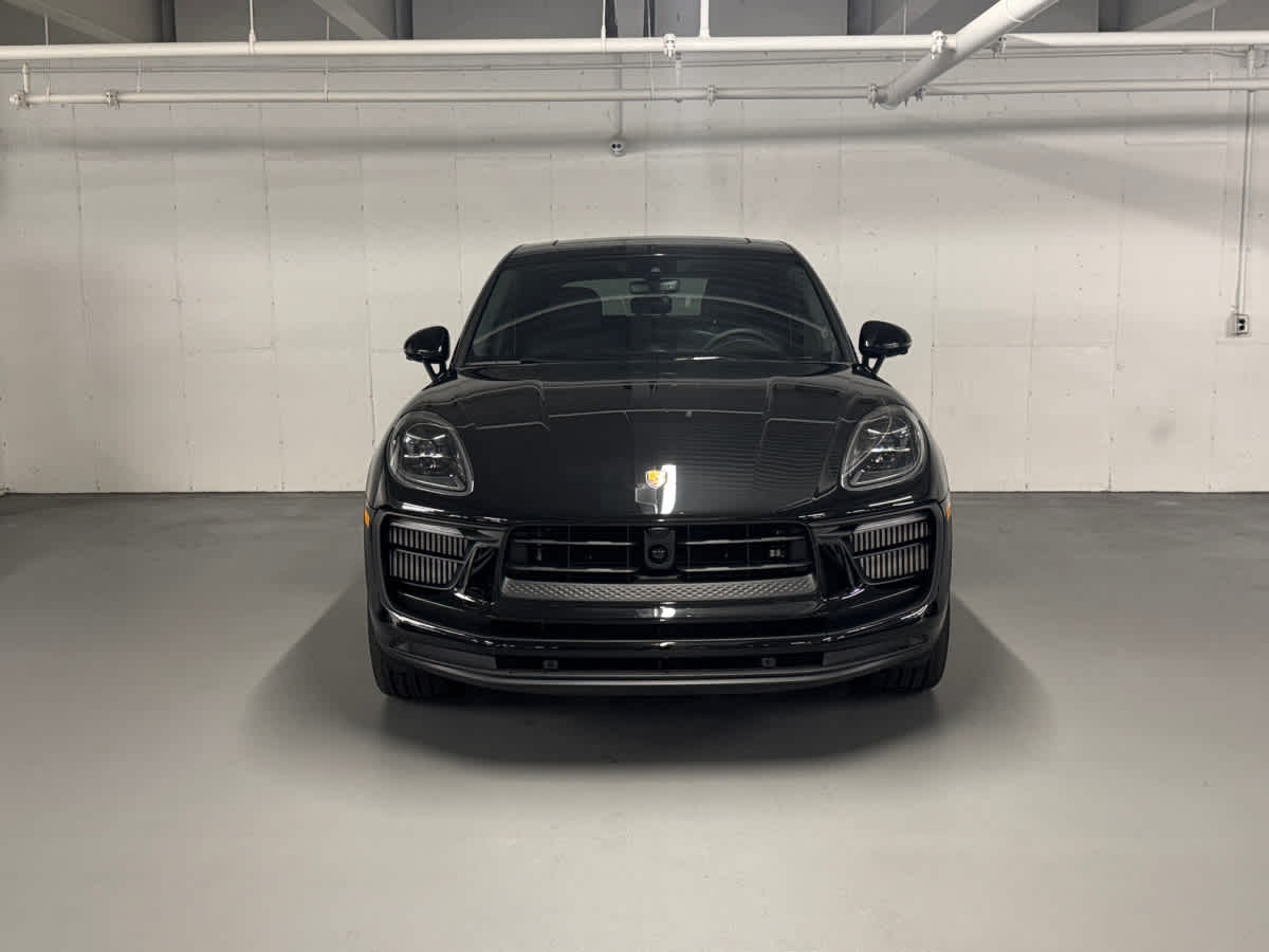 new 2025 Porsche Macan car