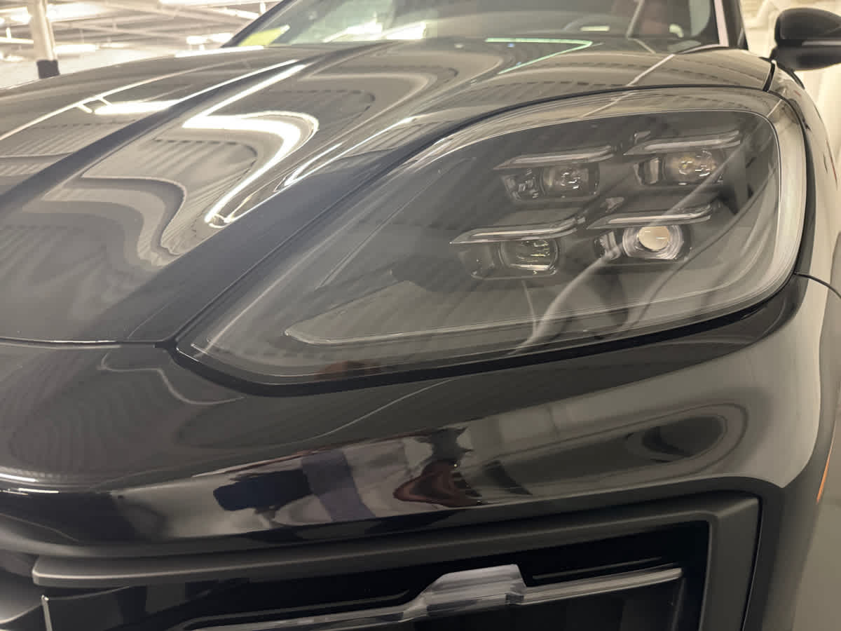 new 2025 Porsche Cayenne car