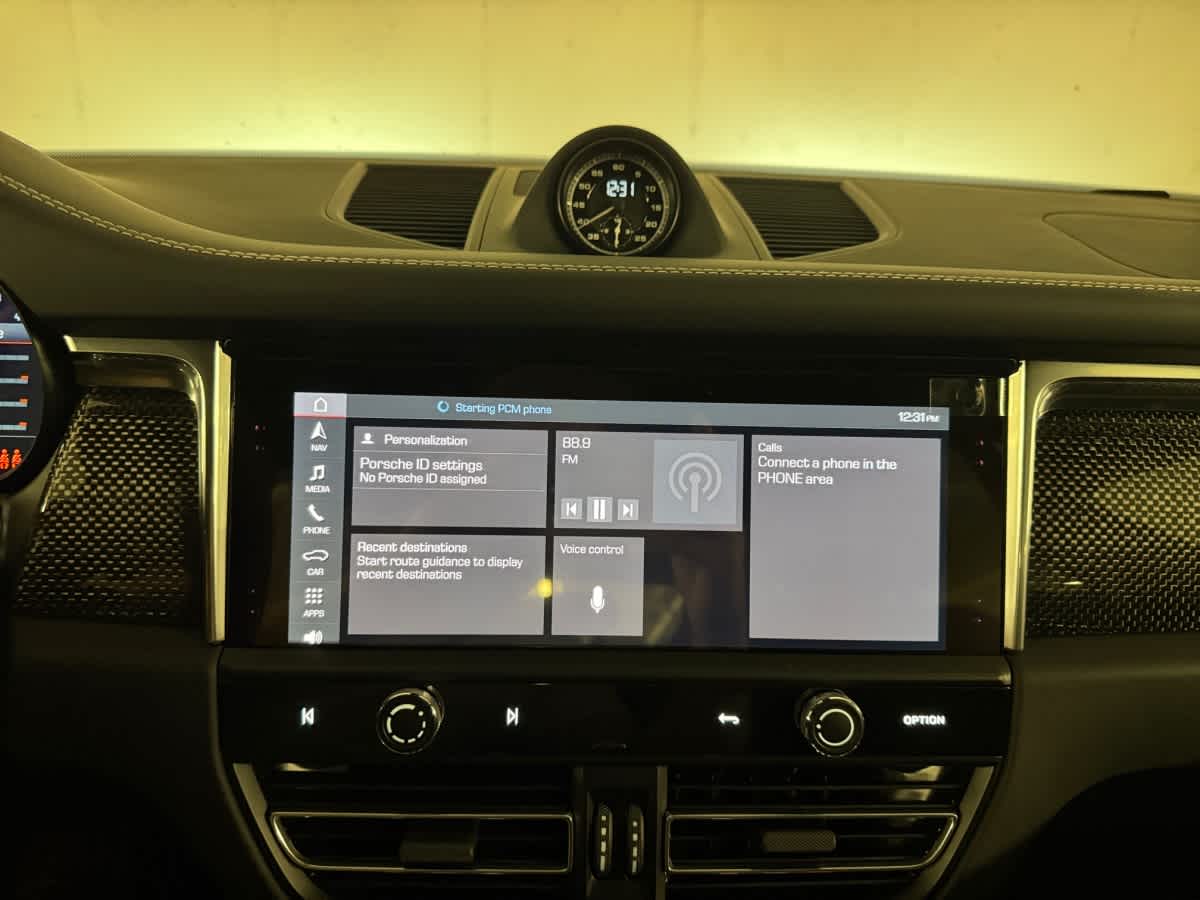 new 2025 Porsche Macan car