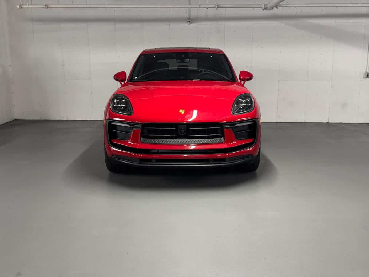 new 2025 Porsche Macan car