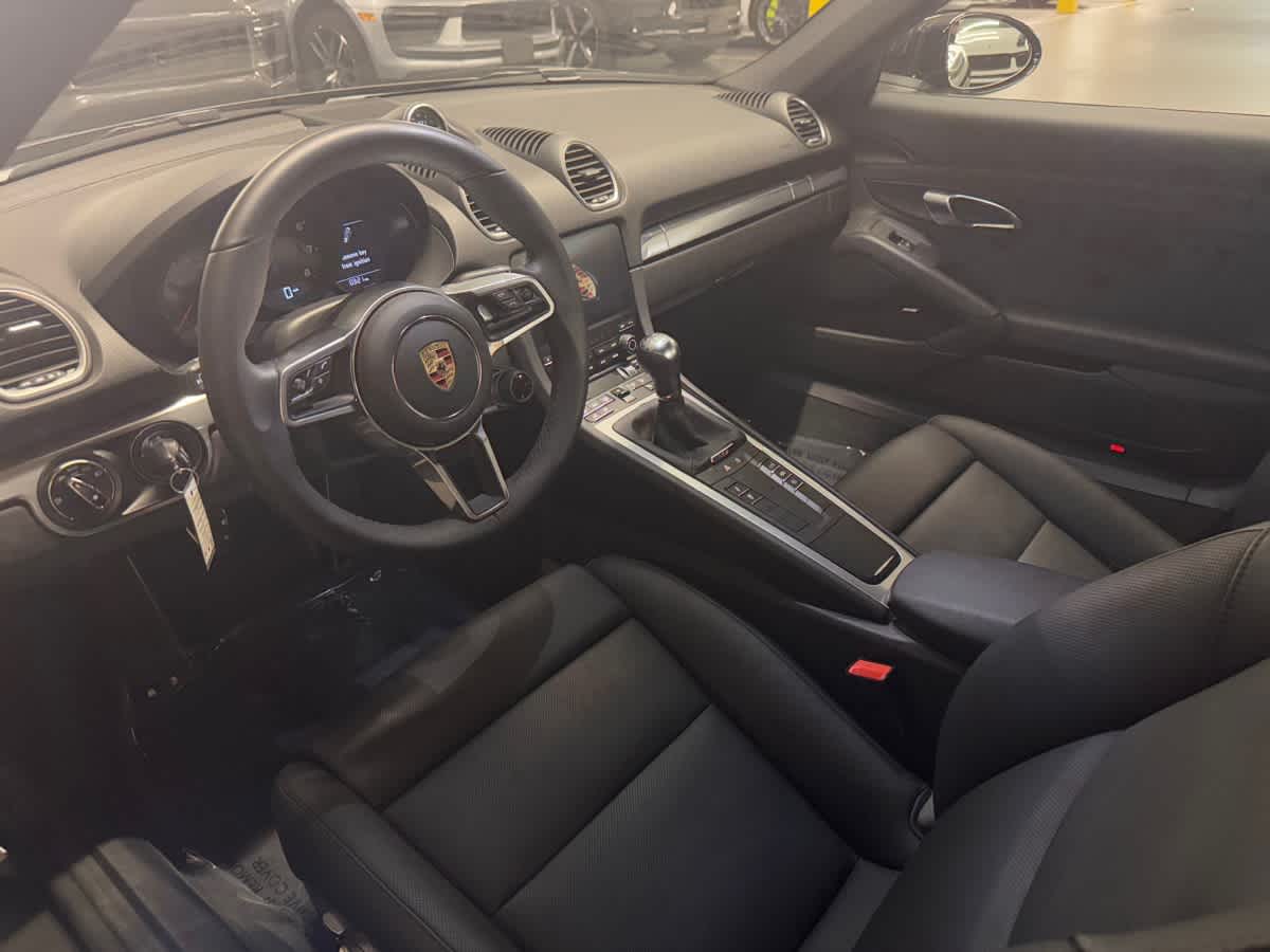 new 2025 Porsche 718 Cayman car