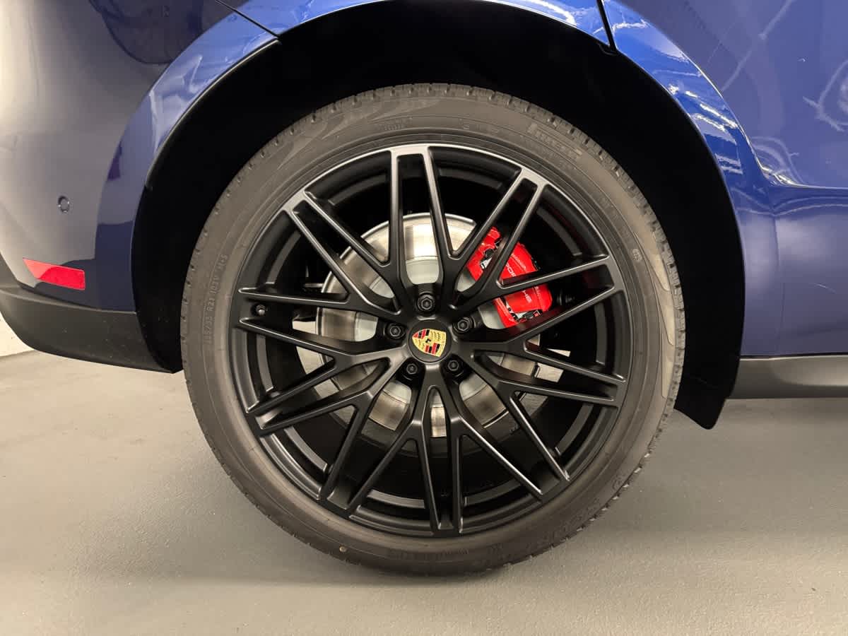 new 2026 Porsche Macan car