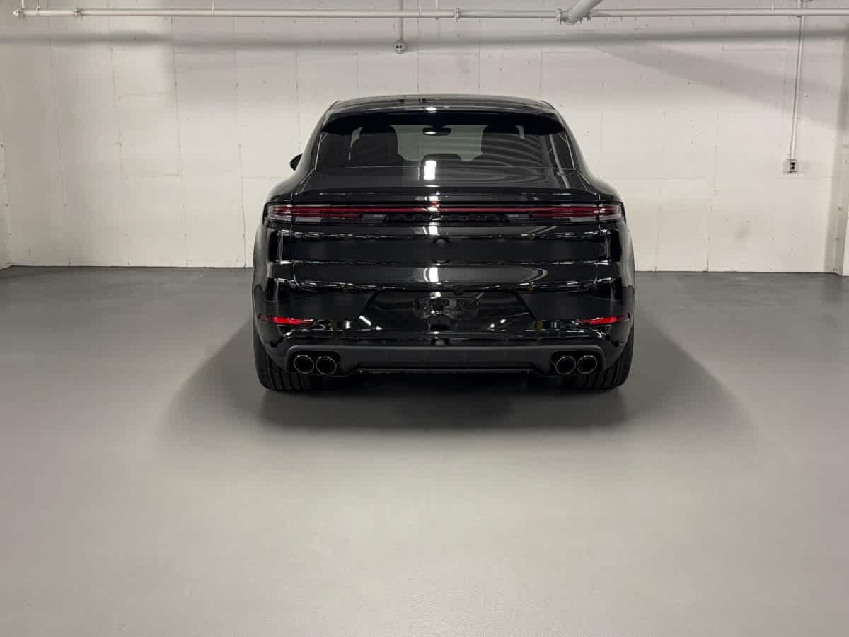 new 2025 Porsche Cayenne car