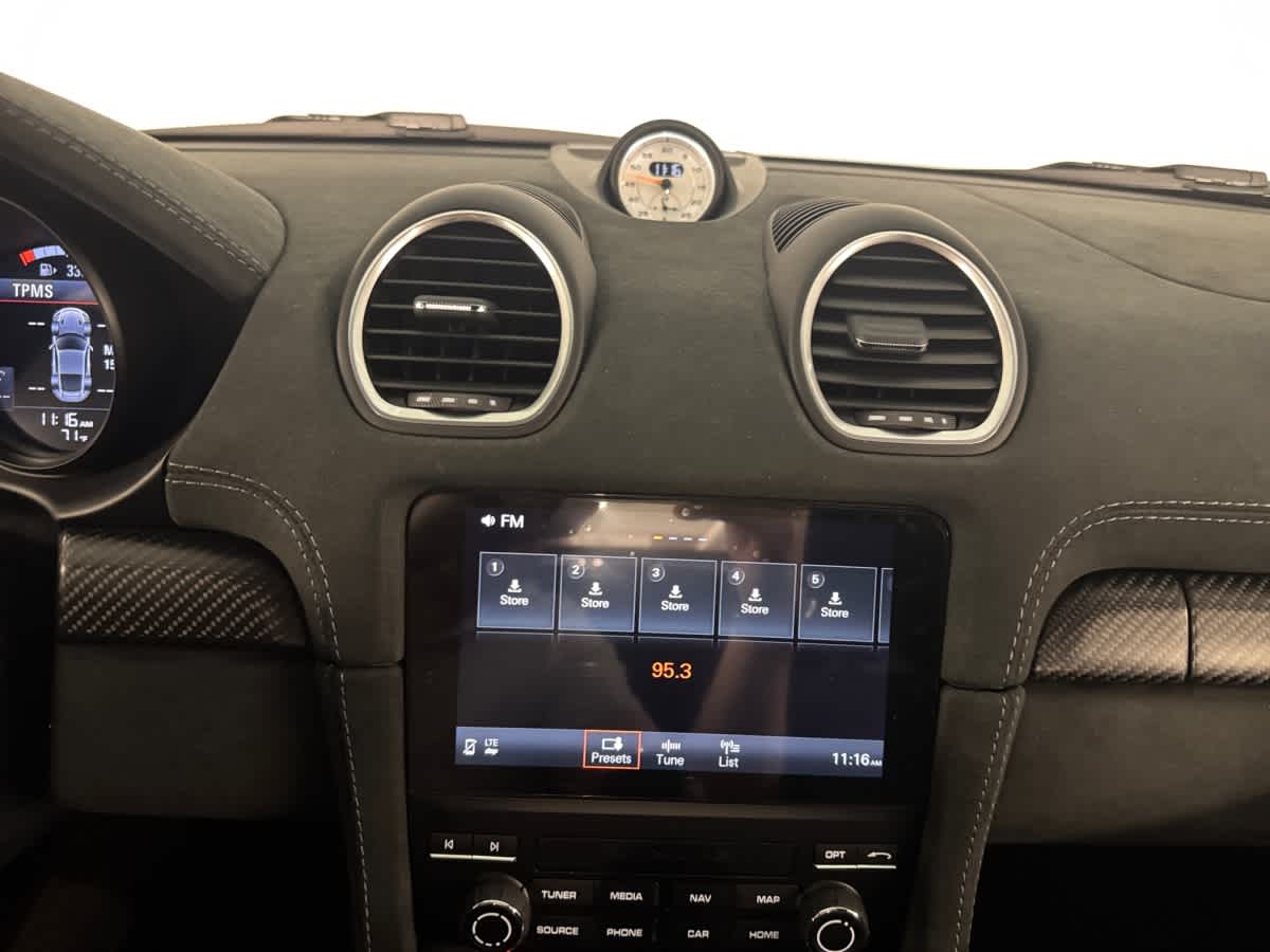 new 2025 Porsche 718 Cayman car