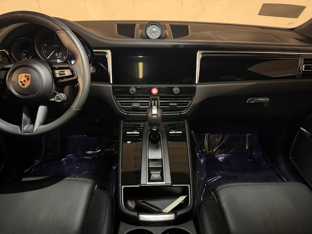used 2025 Porsche Macan GTS car