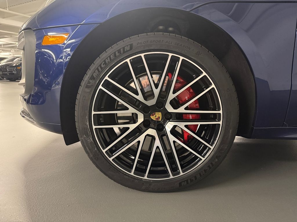 used 2025 Porsche Macan GTS car