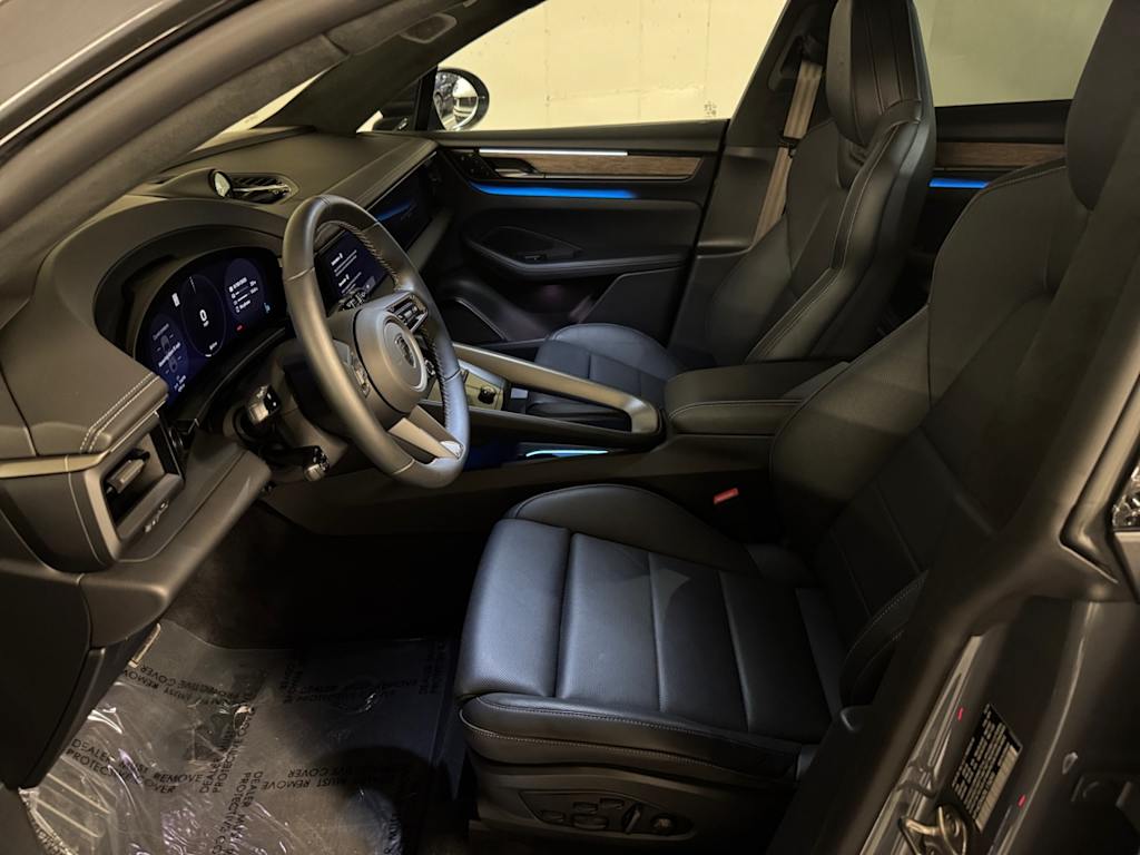 used 2025 Porsche Macan Turbo Electric car
