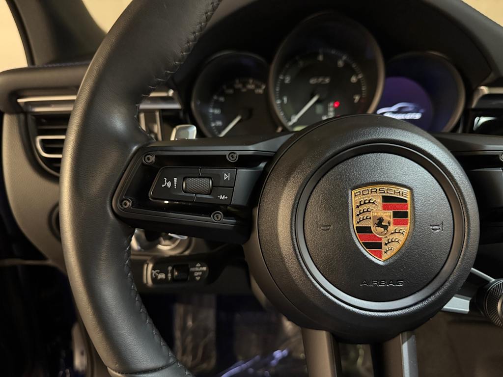 used 2025 Porsche Macan GTS car