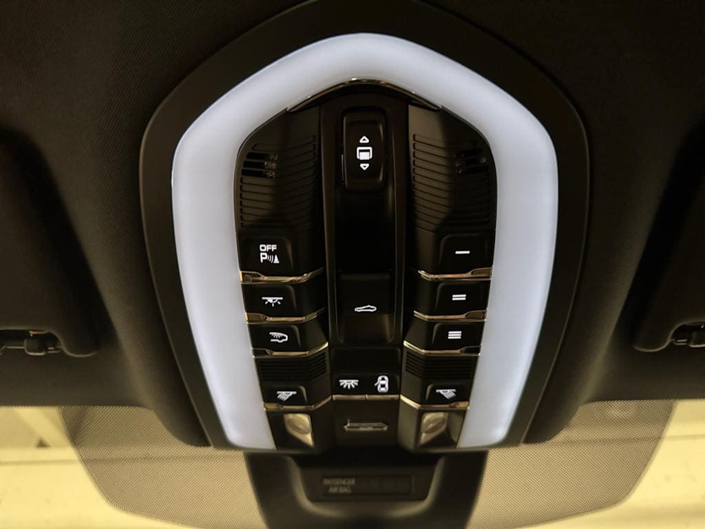 used 2025 Porsche Macan S car