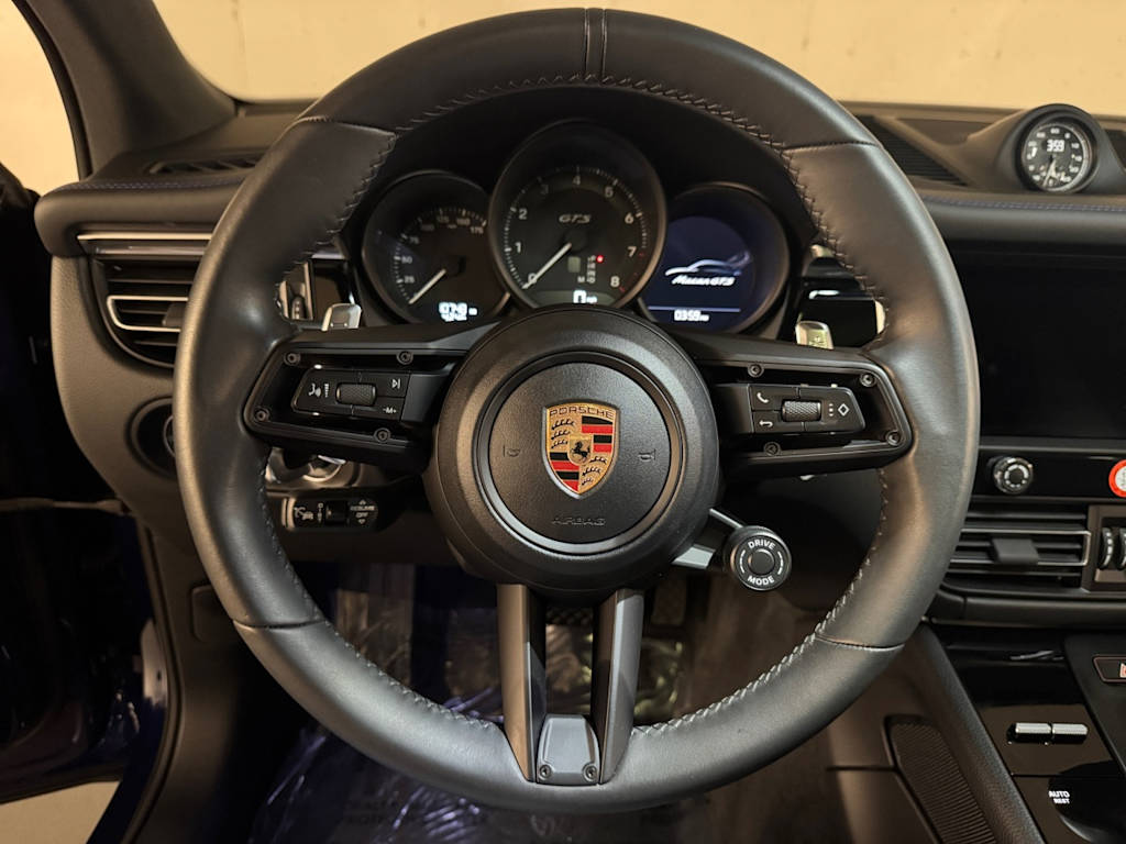 used 2025 Porsche Macan GTS car