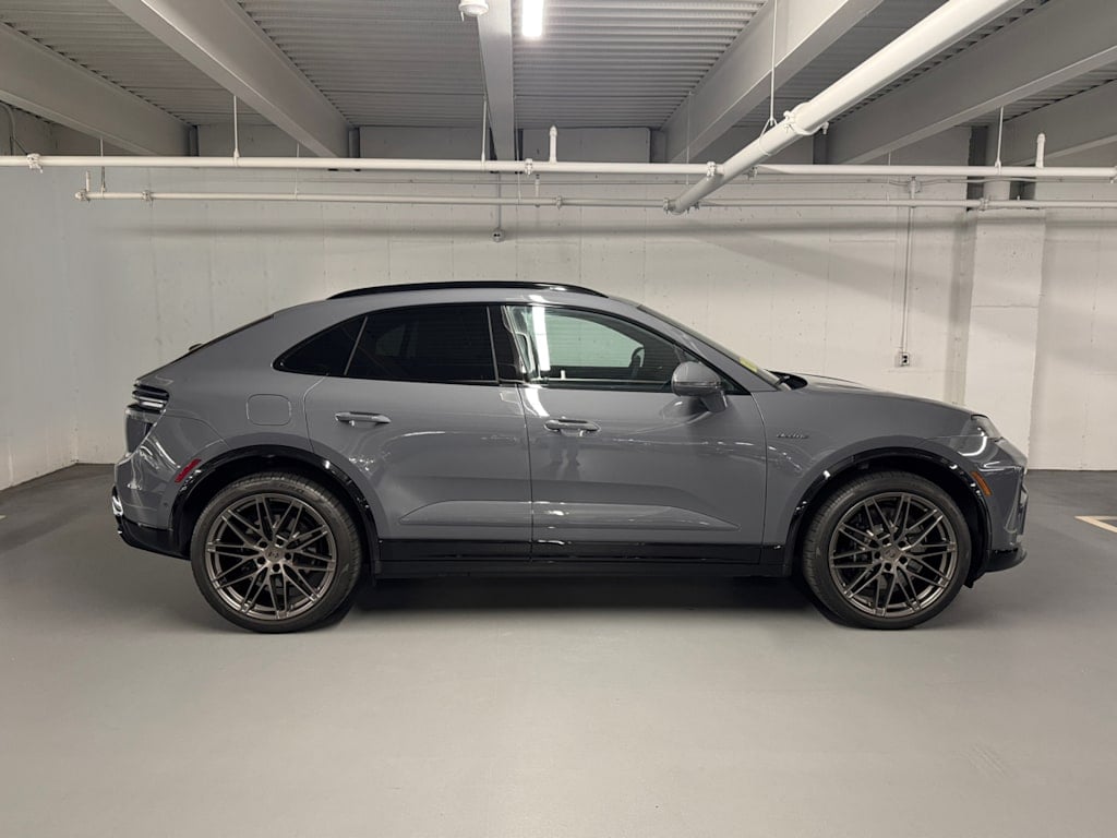 used 2025 Porsche Macan Turbo Electric car