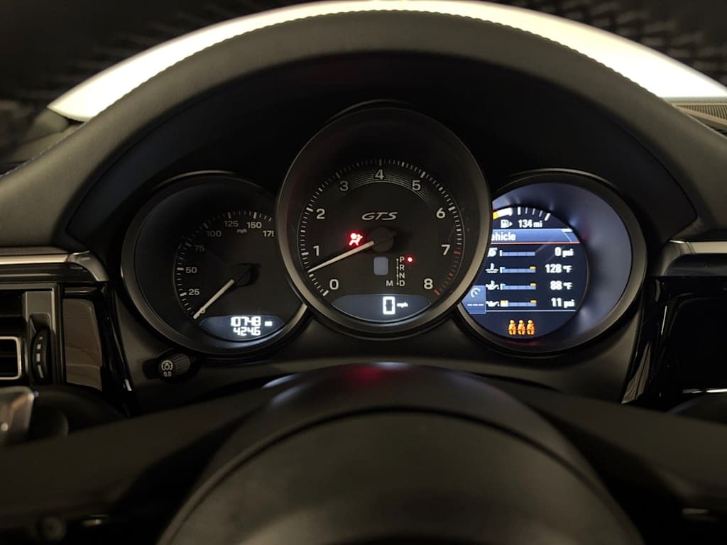 used 2025 Porsche Macan GTS car