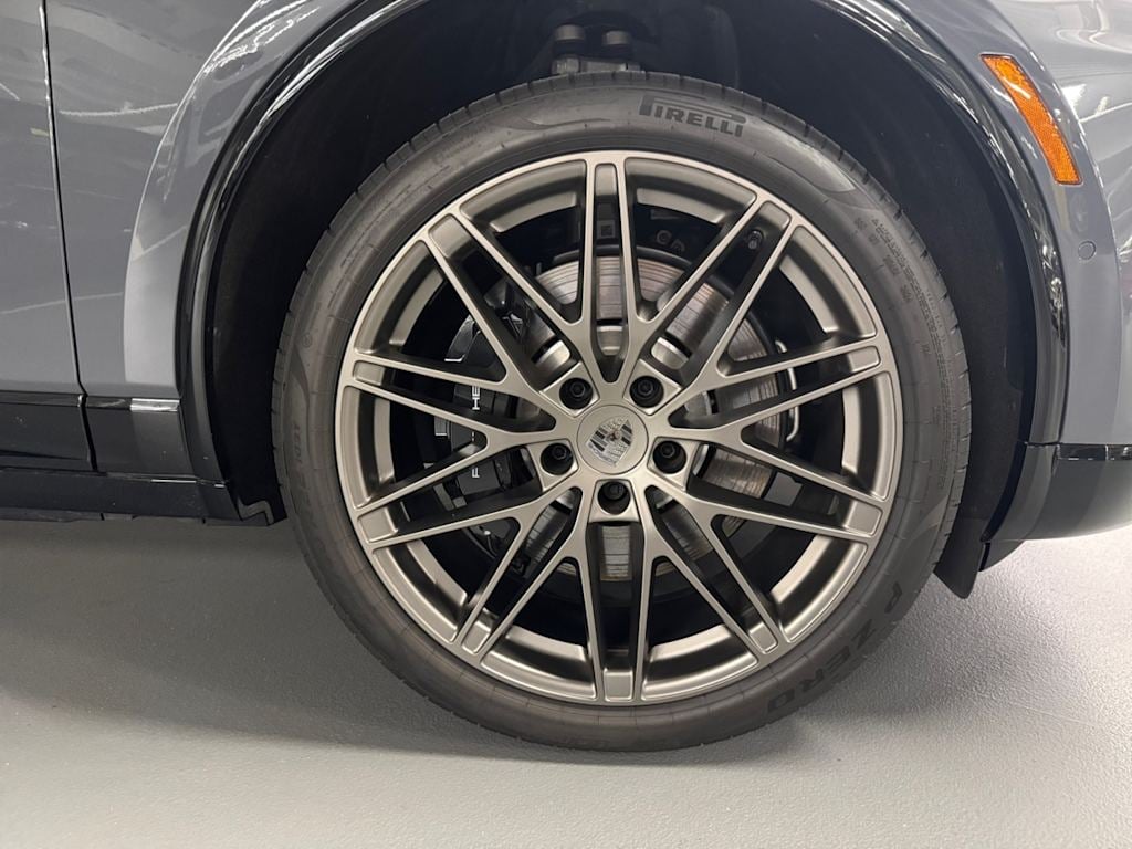 used 2025 Porsche Macan Turbo Electric car