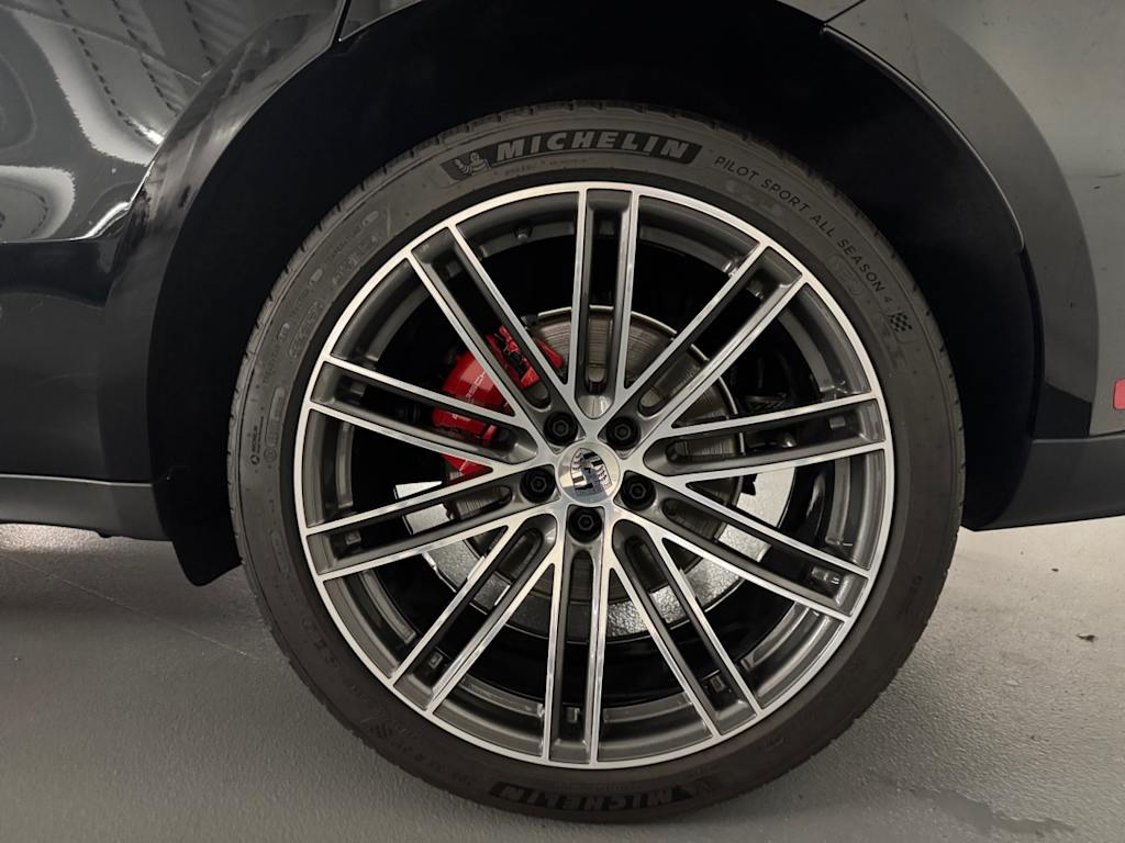 used 2025 Porsche Macan S car