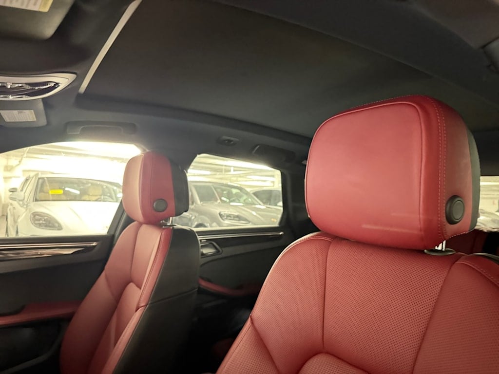 used 2025 Porsche Macan car