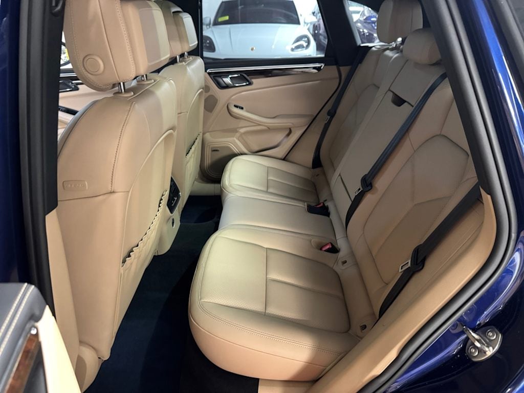 used 2025 Porsche Macan S car