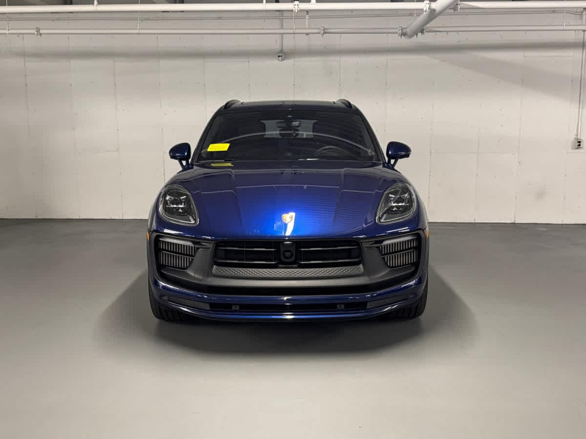 new 2025 Porsche Macan car
