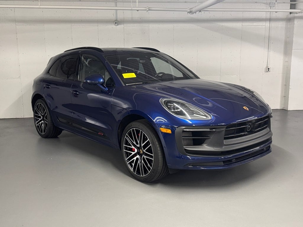 used 2025 Porsche Macan GTS car