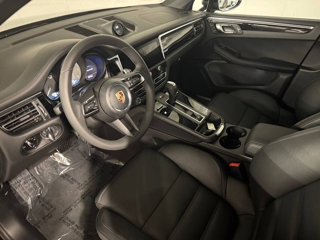 used 2025 Porsche Macan S car