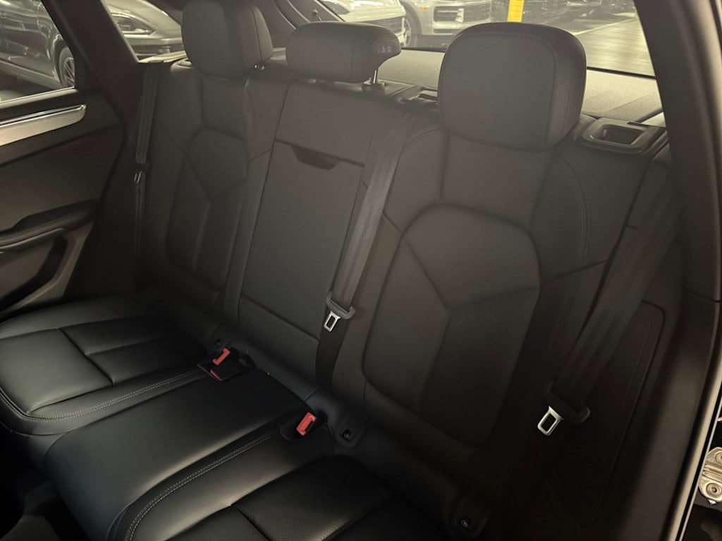 used 2025 Porsche Macan S car