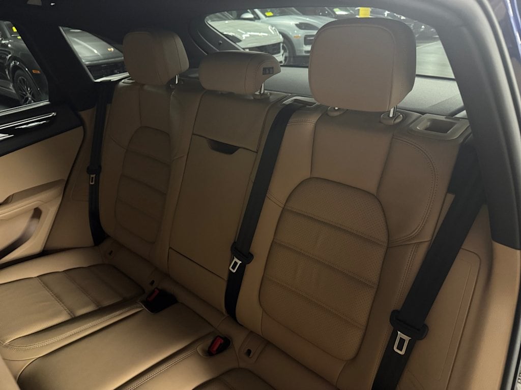 used 2025 Porsche Macan car