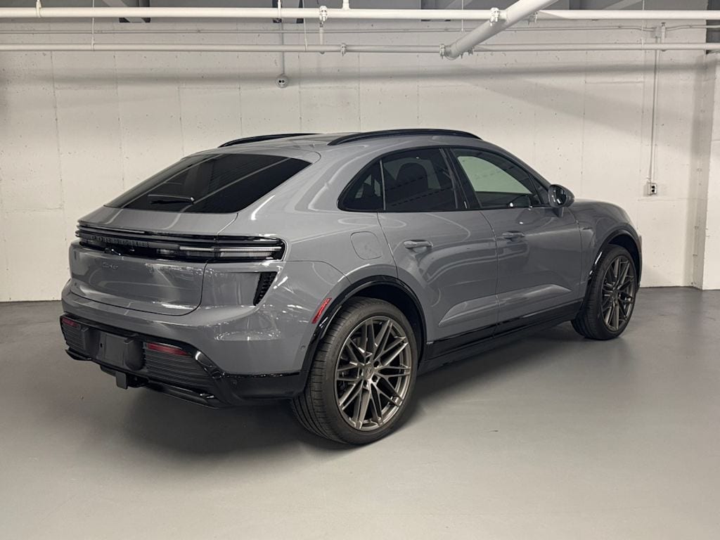 used 2025 Porsche Macan Turbo Electric car
