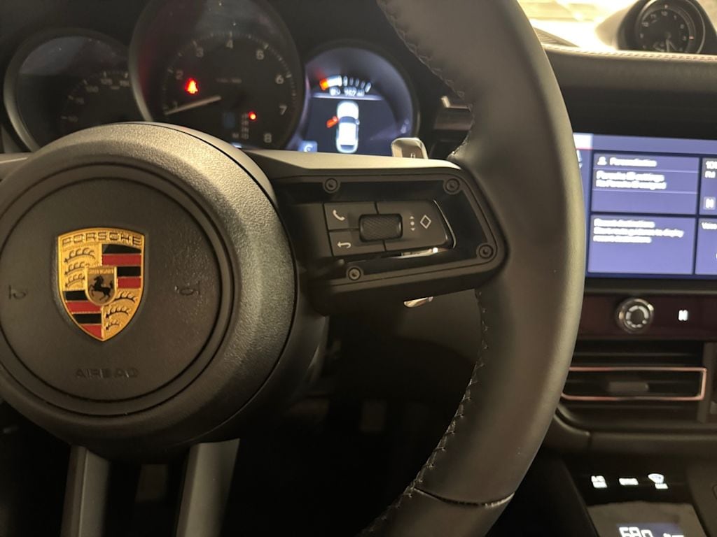 used 2025 Porsche Macan car