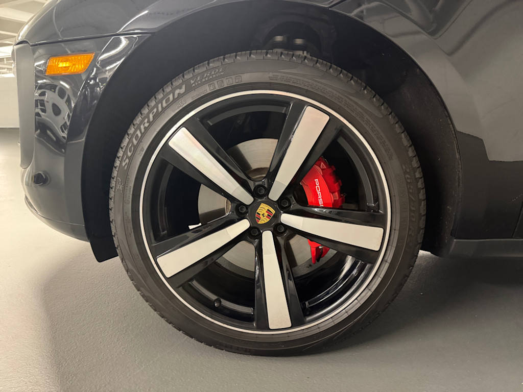 used 2025 Porsche Macan S car